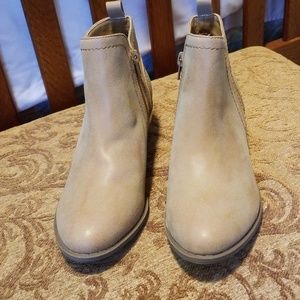 tan booties